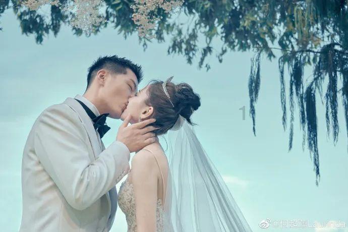 电影《月光武士》还没看?导演虹影向你发出邀请:随时来南滨路看个够