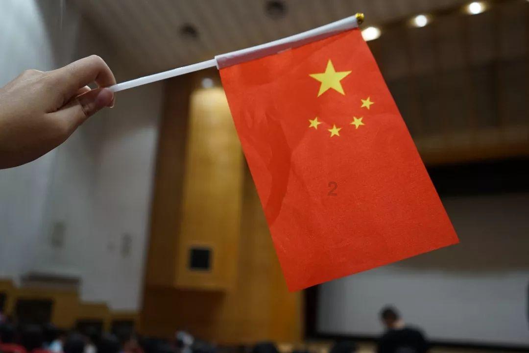 逃出奇怪农舍