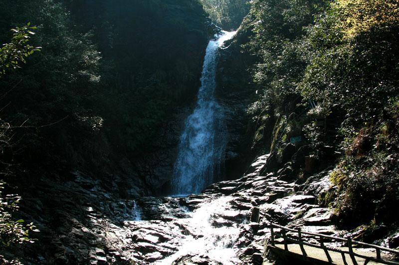 隧道逃生