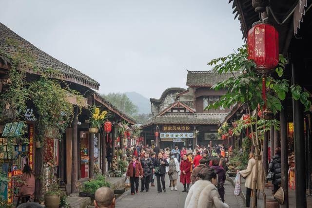 为什么别人可能是假的?+我就是真的呢?怎么回游戏画面